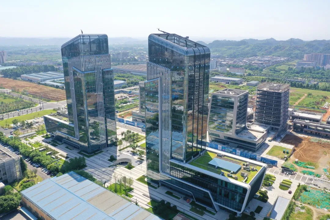 城市绿色建筑新地标 乐山高新区创新科技孵化大楼落成啦