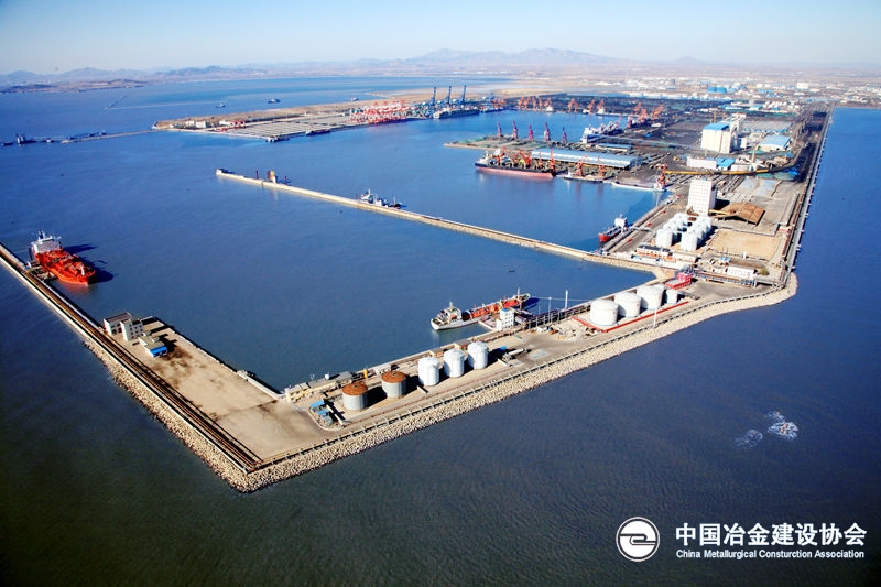 中国一冶集团世天威物流洋山港保税区仓储项目开工